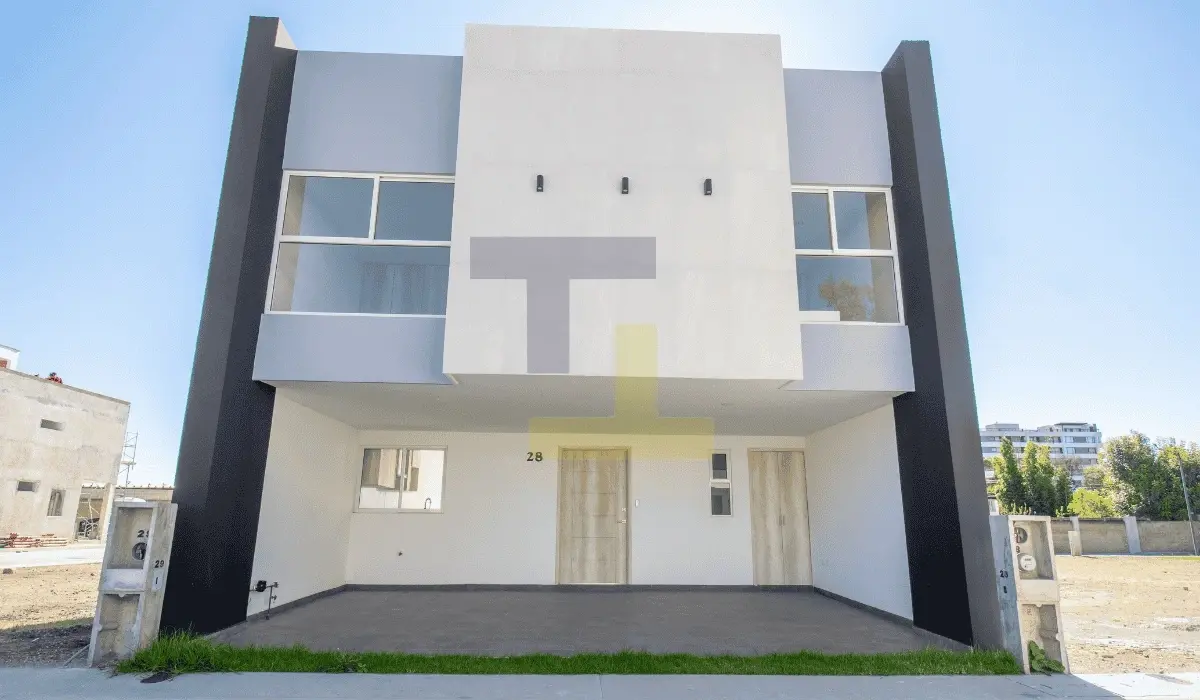 Casa en venta en Cholula de Rivadabia Centro, San Pedro Cholula — foto 1 de 18