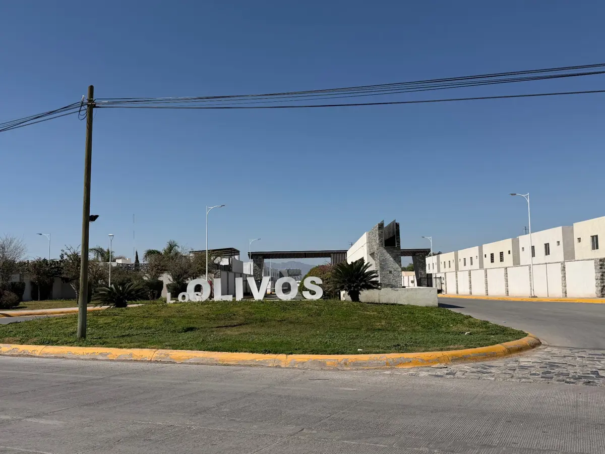 Casa en venta en Los Olivos, Gómez Palacio — foto 1 de 18