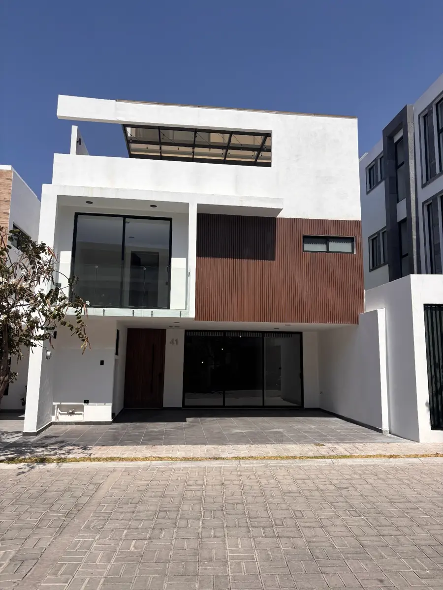Casa en venta en Lomas de Angelópolis, San Andrés Cholula — foto 1 de 21