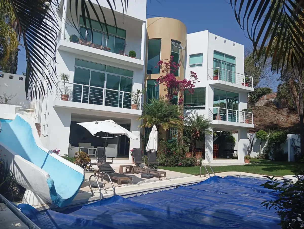 Casa en renta en Ixtapan de la Sal, Ixtapan de la Sal — foto 1 de 18