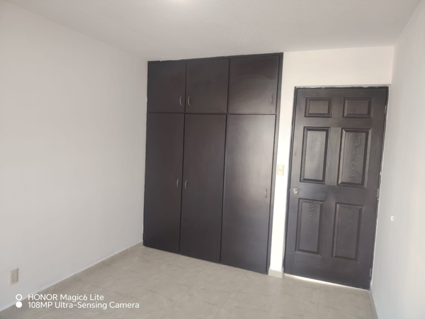 Casa en venta en Bosques de Cantabria, Toluca — foto 2 de 18