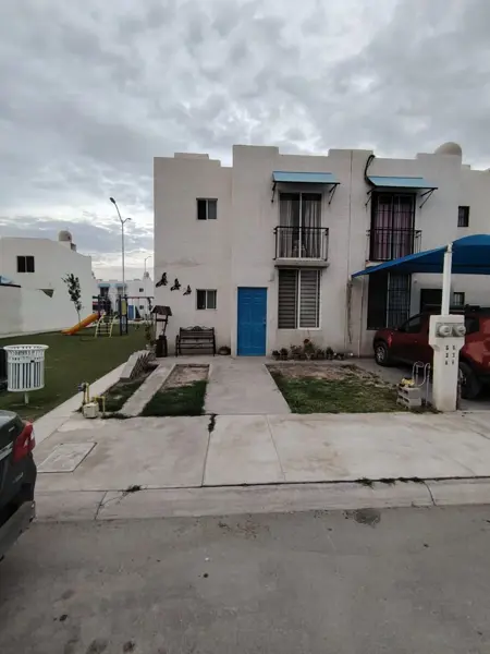 ??? ¡Hermosa casa en venta en Quintas del Sol, ubicación privilegiada cerca de Av. Juárez!