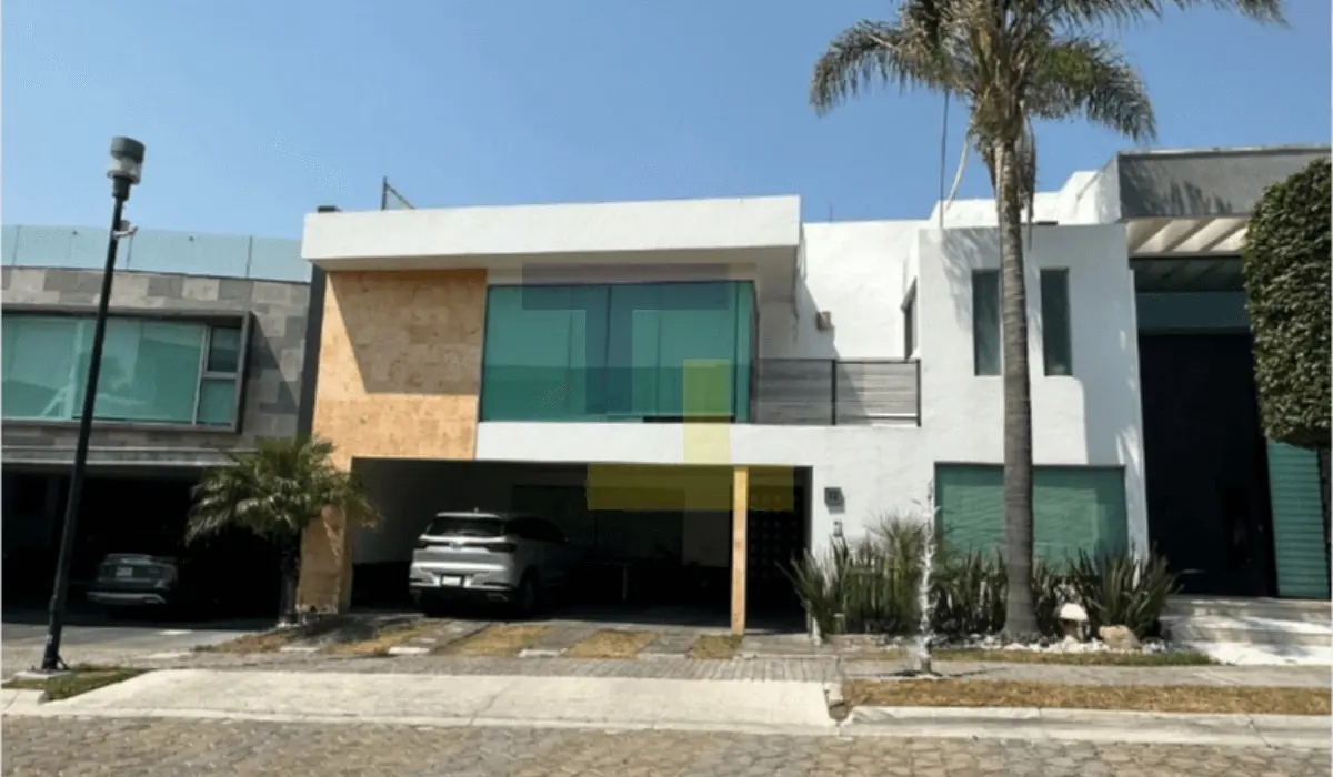 Casa en venta en San Bernardino Tlaxcalancingo, San Andrés Cholula — foto 1 de 15