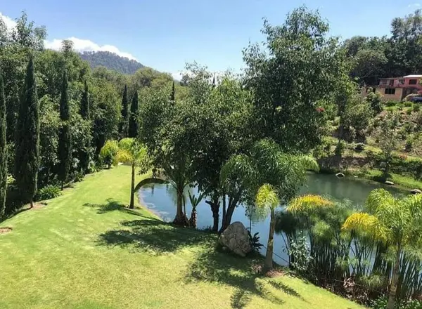 Terreno en venta en Santa Magdalena Tilostoc, Valle de Bravo — foto 2 de 5
