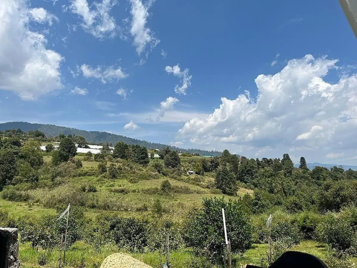 Terreno en venta en Valle de Bravo, Valle de Bravo — foto 1 de 22