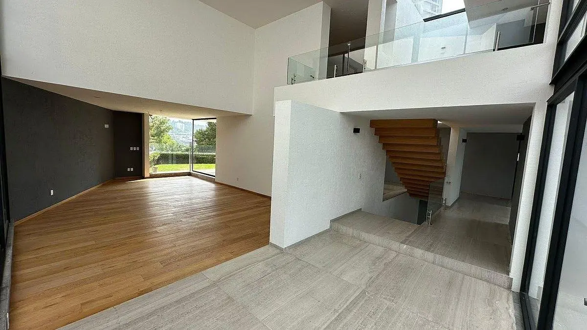 Casa en venta en Bosque Real, Huixquilucan — foto 1 de 16