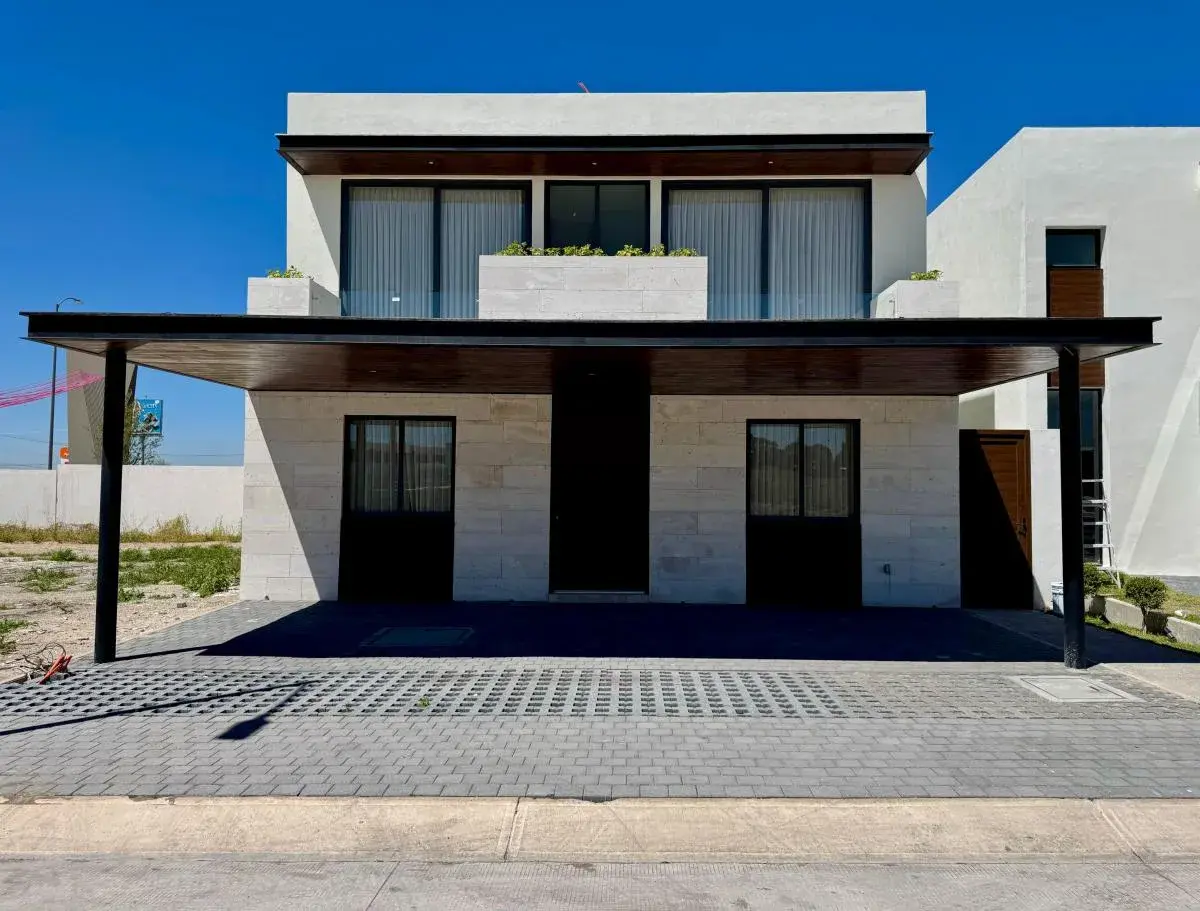 Casa en venta en El Pueblito Centro, Corregidora — foto 1 de 47