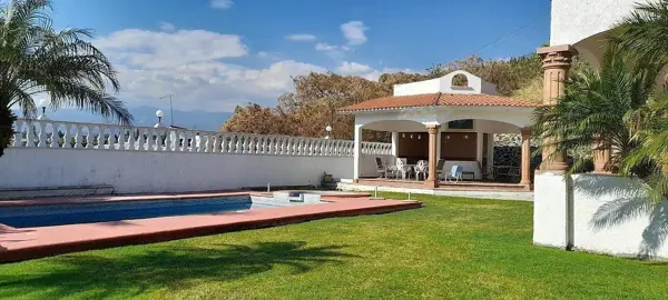 Casa en venta en Lomas de Cocoyoc, Atlatlahucan — foto 2 de 10
