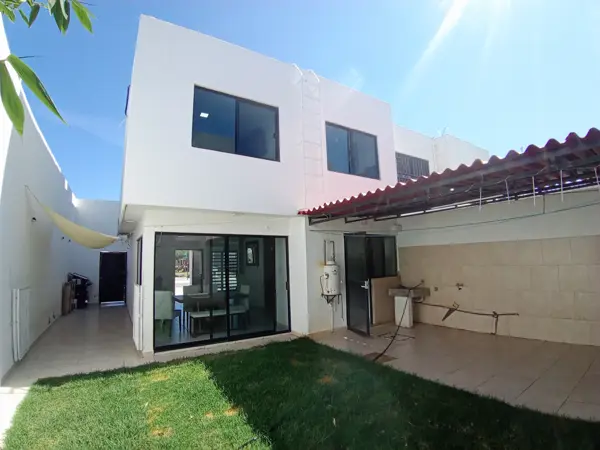 Casa en venta en Los Lagos Privada Azul, Villa de Pozos — foto 2 de 14