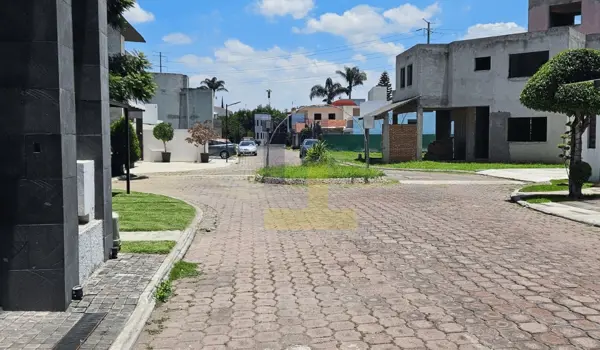 Terreno en venta en Arboledas de San Antonio, San Pedro Cholula — foto 2 de 6