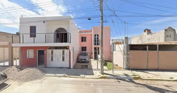 Casa en venta en Jacarandas, Tepic — foto 2 de 12