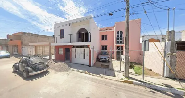 Casa en venta en Jacarandas, Tepic — foto 3 de 12