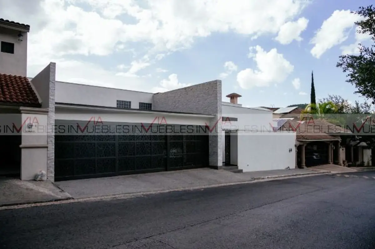 Casa en venta en Valle Alto, Monterrey — foto 1 de 19