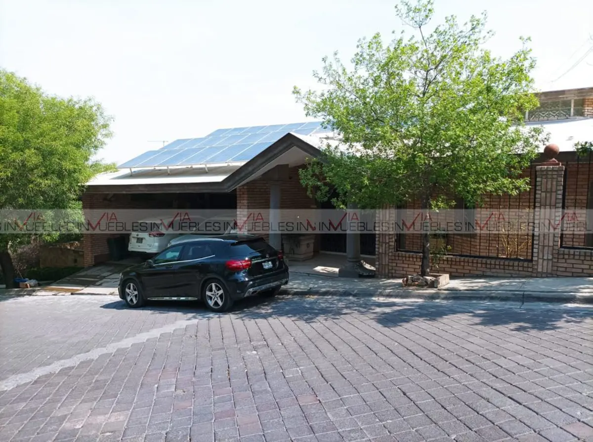 Casa en venta en Veredalta, San Pedro Garza García — foto 1 de 18