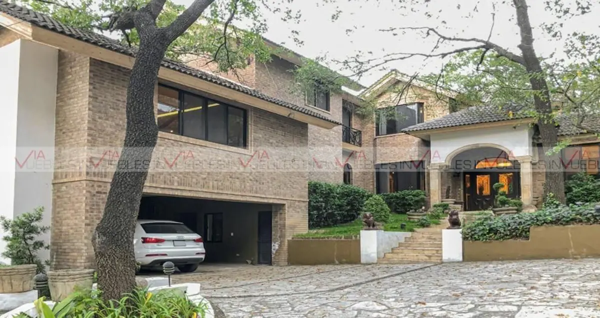 Casa en venta en Bosques de San Ángel Sector Palmillas, San Pedro Garza García — foto 1 de 28