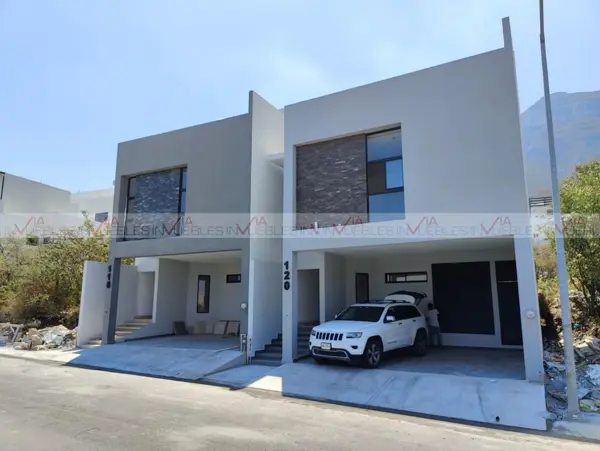 Casa en venta en Cumbres Elite Premier, García — foto 2 de 10