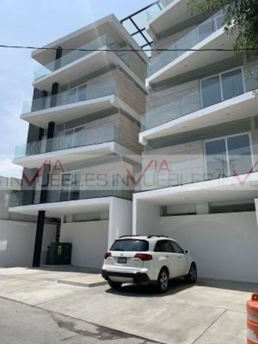 Departamento en venta en Santa Engracia, San Pedro Garza García — foto 1 de 17
