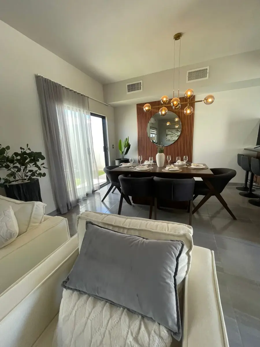 Vista 3 de CASA EN VENTA LOS OLIVOS