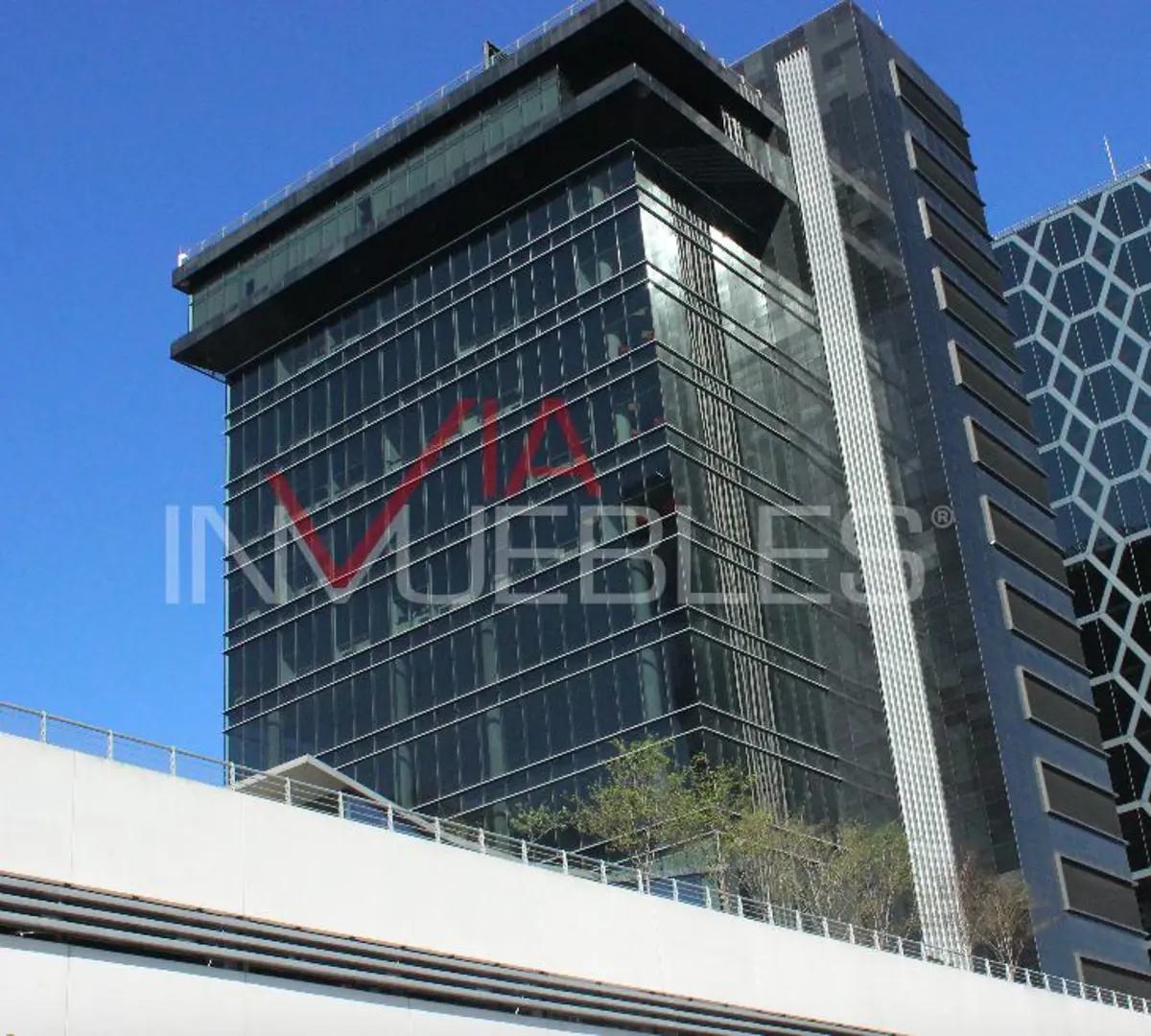 Oficina en renta en Del Valle Oriente, San Pedro Garza García — foto 1 de 9