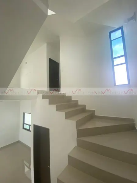Casa en venta en Porto Cumbres, García — foto 2 de 14