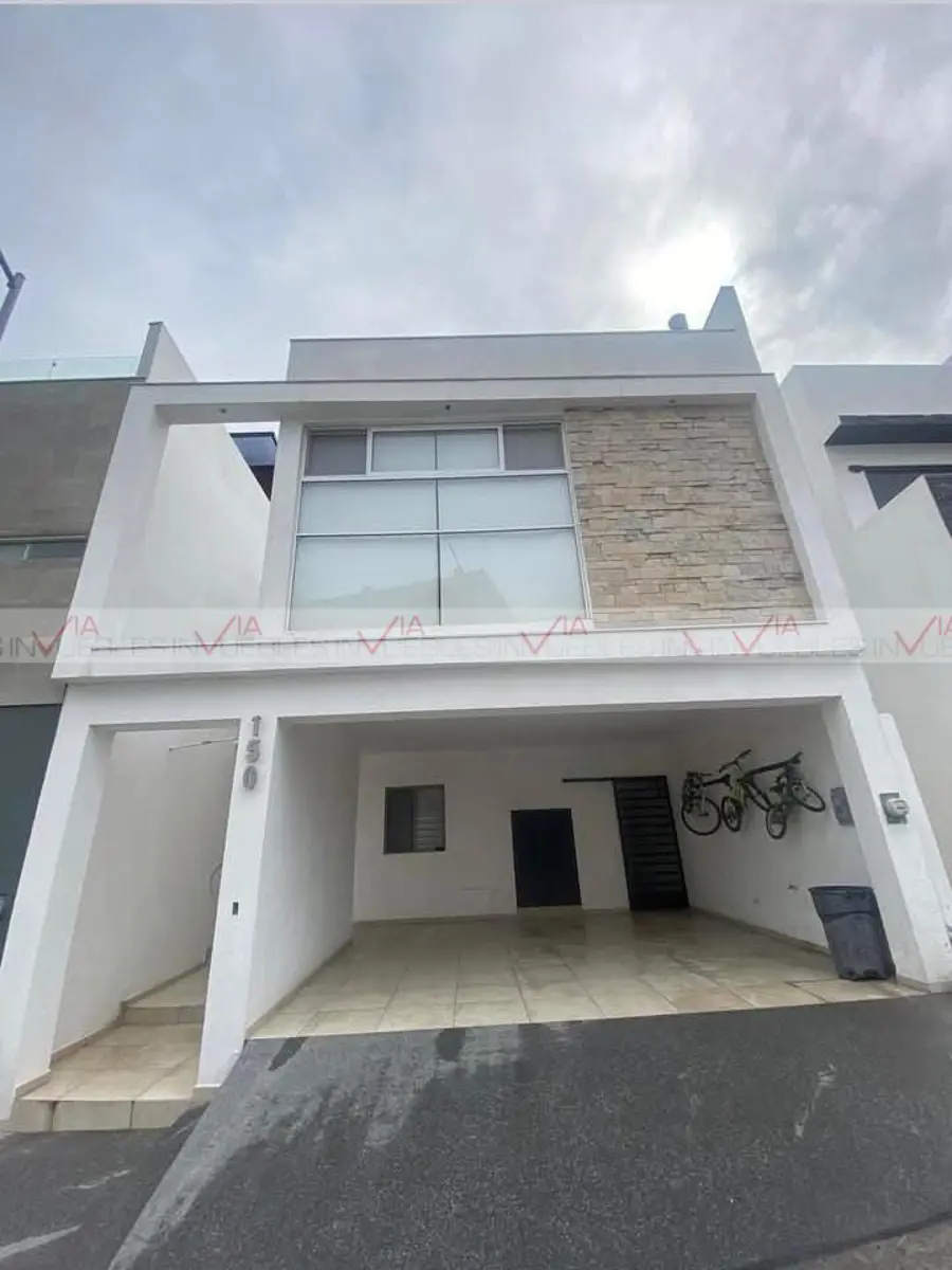 Casa en venta en Cumbres Elite Premier, García — foto 1 de 16
