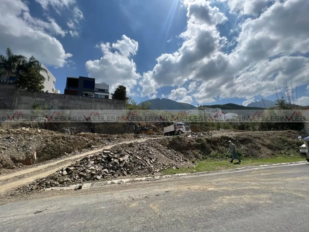Terreno en venta en Plaza Rincón de la Virgen, Monterrey — foto 1 de 8
