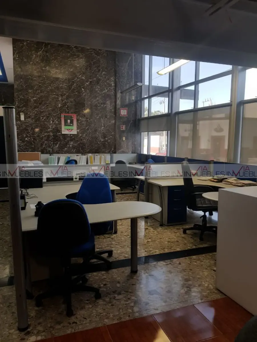 Local en renta en Monterrey Centro, Monterrey — foto 1 de 18