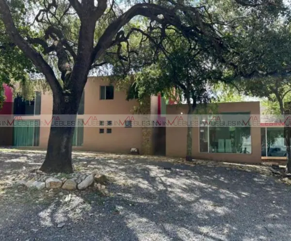 Casa en renta en Los Cristales, Monterrey — foto 2 de 9