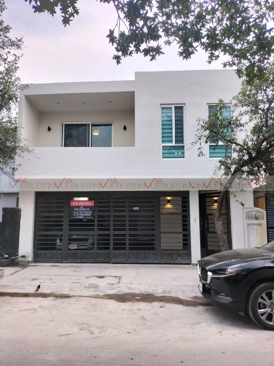 Casa en renta en Mitras Poniente, García — foto 1 de 13