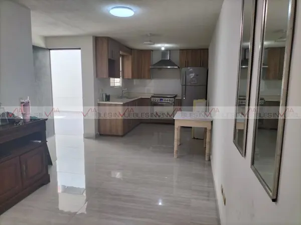 Casa en renta en Mitras Poniente, García — foto 2 de 13