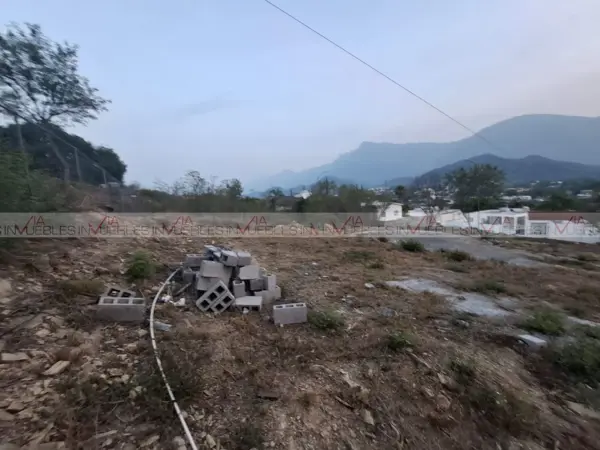 Terreno en venta en Bosques de las Lomas, Santiago — foto 3 de 16
