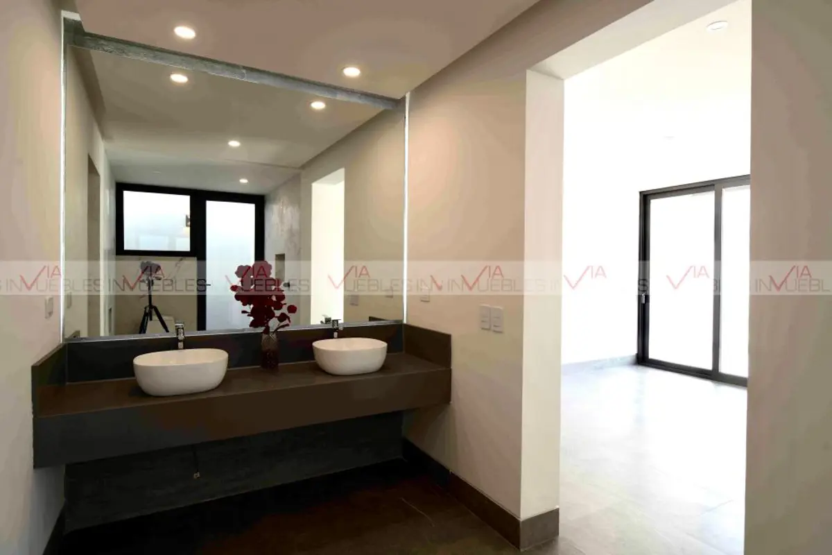 Casa en venta en La Joya Privada Residencial, Monterrey — foto 1 de 10