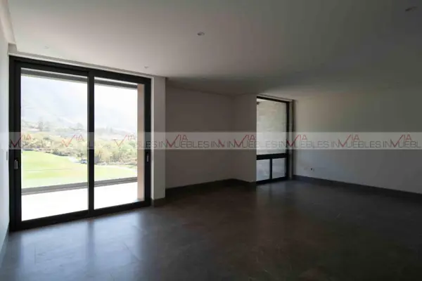 Casa en venta en La Joya Privada Residencial, Monterrey — foto 2 de 10