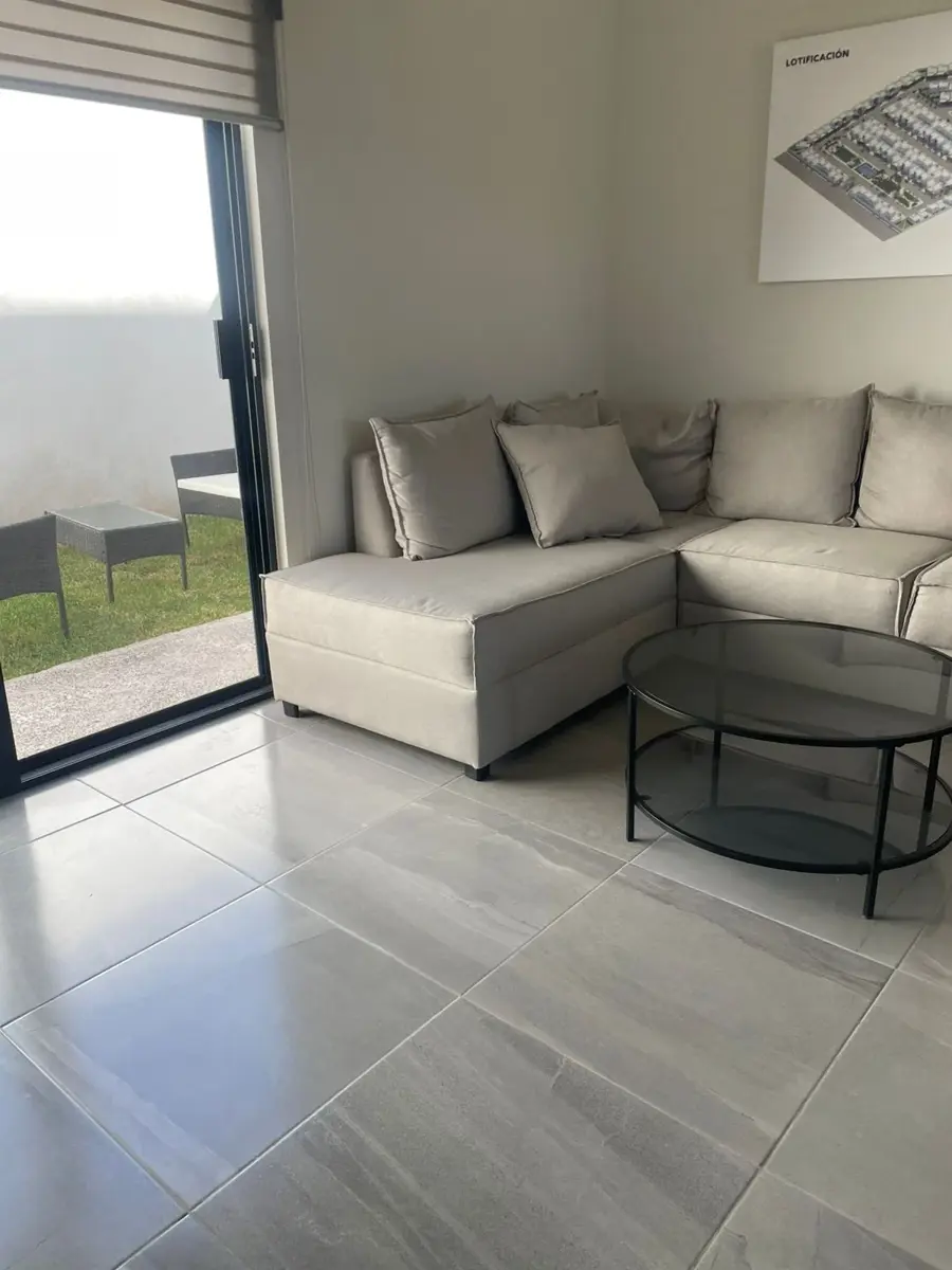Vista 3 de CASA EN VENTA LOS OLIVOS