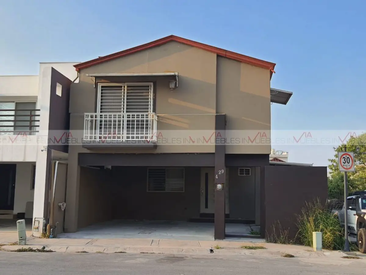 Casa en venta en Puerta de Hierro, Monterrey — foto 1 de 22