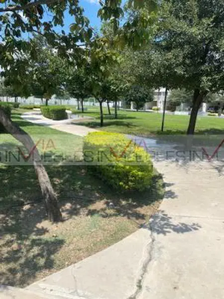 Casa en venta en Montenova, García — foto 2 de 9