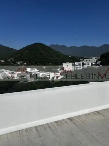Casa en venta en Carolco, Monterrey — foto 2 de 15