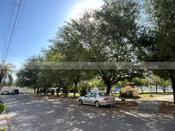 Casa en venta en Cima de las Cumbres, Monterrey — foto 2 de 11