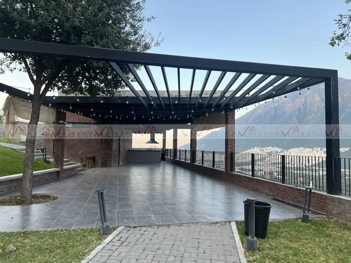 Terreno en venta en Lomas de Valle Alto, Monterrey — foto 1 de 14