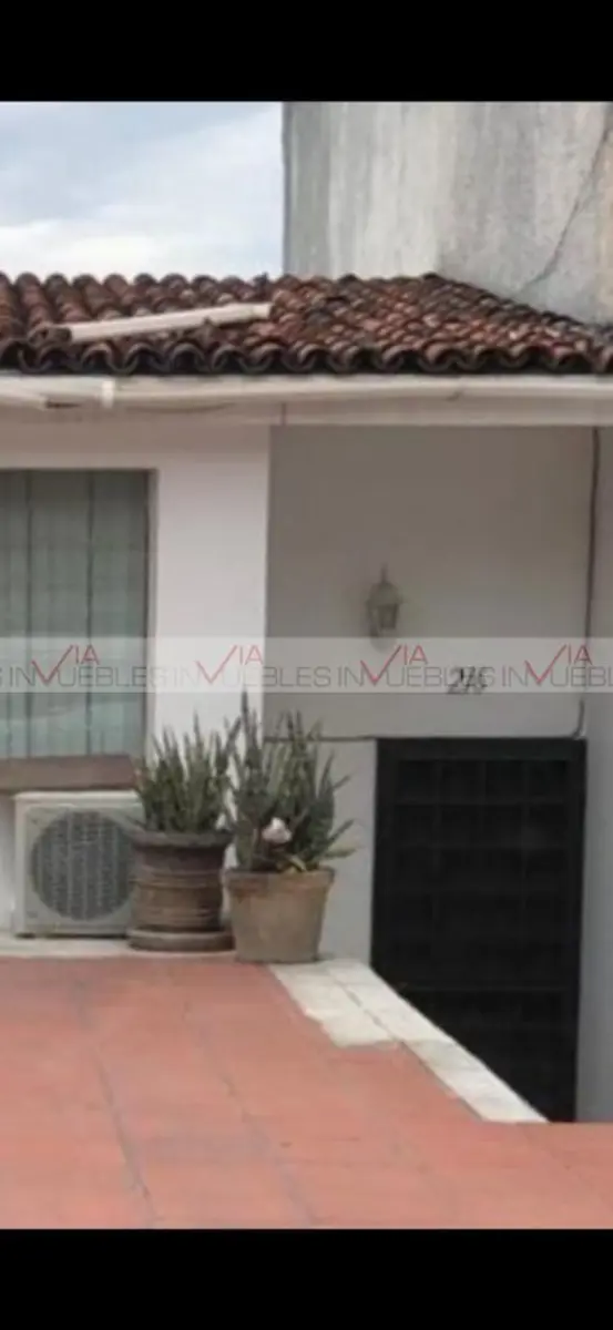 Casa en venta en Valle del Contry, Guadalupe — foto 1 de 8
