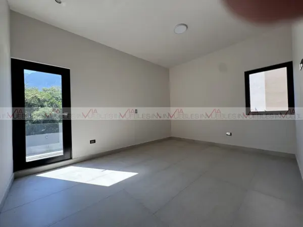 Casa en venta en Valle de Santiago, Santiago — foto 3 de 18
