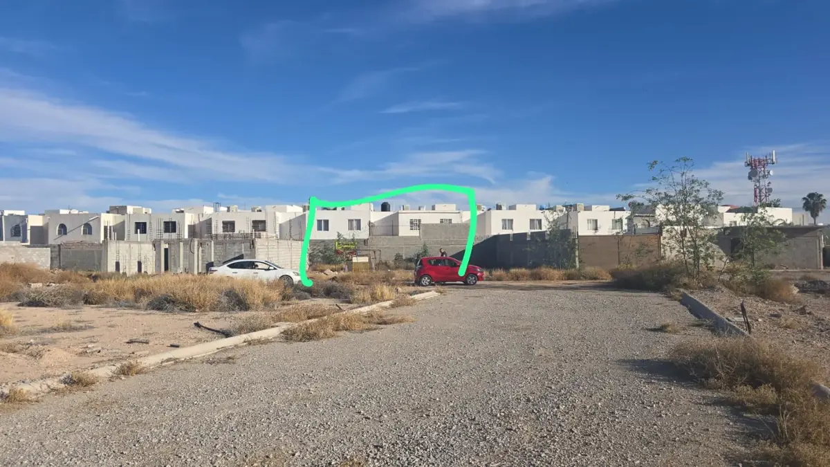 Vista 3 de Terreno en Venta en Jardines las Etnias, Torreón, Coahuila de Zaragoza