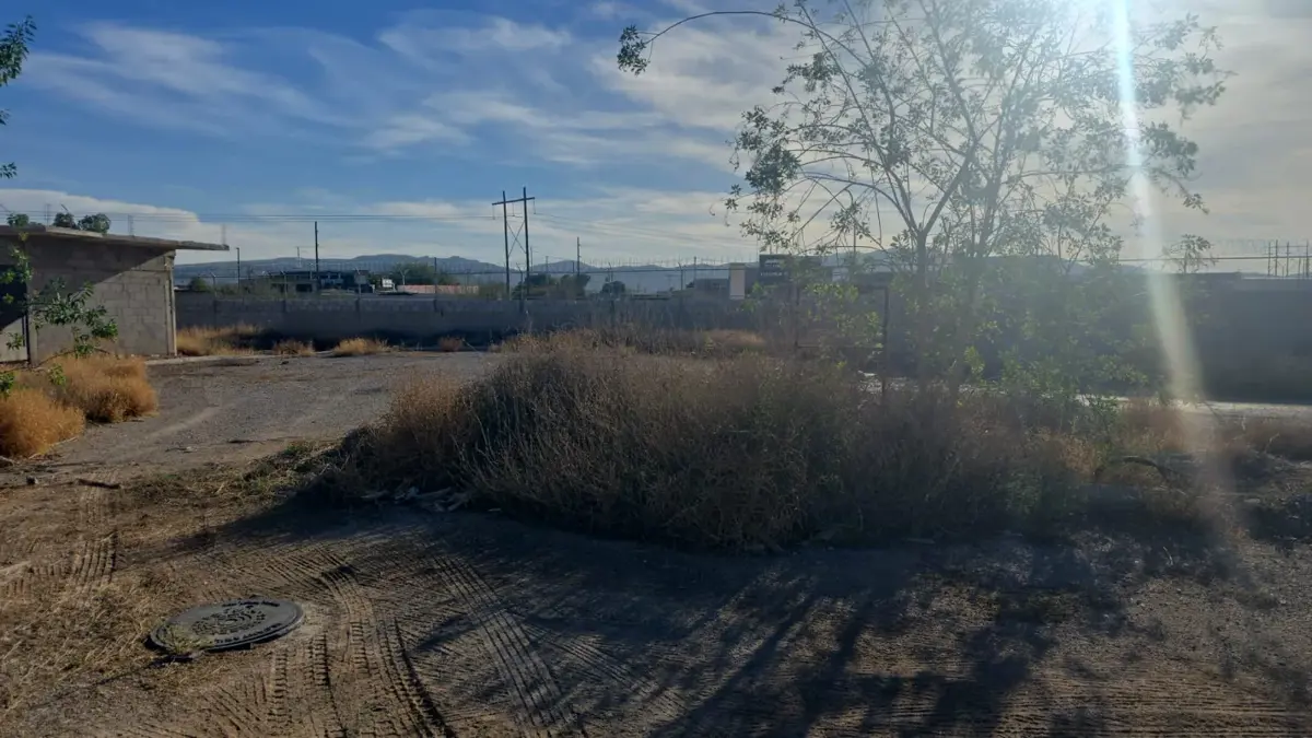 Vista 2 de Terreno en Venta en Jardines las Etnias, Torreón, Coahuila de Zaragoza
