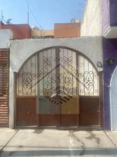 Casa en venta en Los Héroes Coacalco, Coacalco de Berriozábal — foto 2 de 9