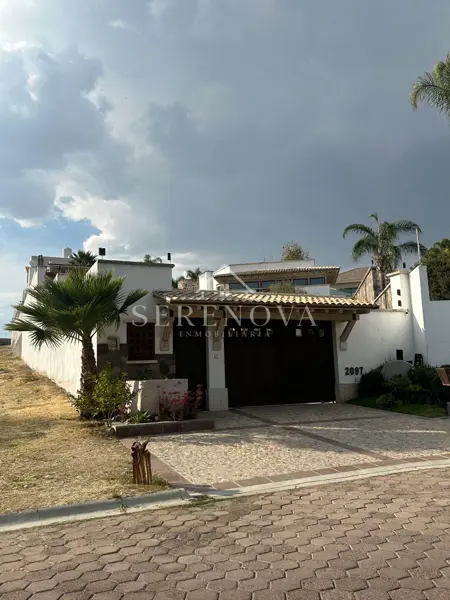 Casa en venta en Cumbres del Campestre, León — foto 2 de 42
