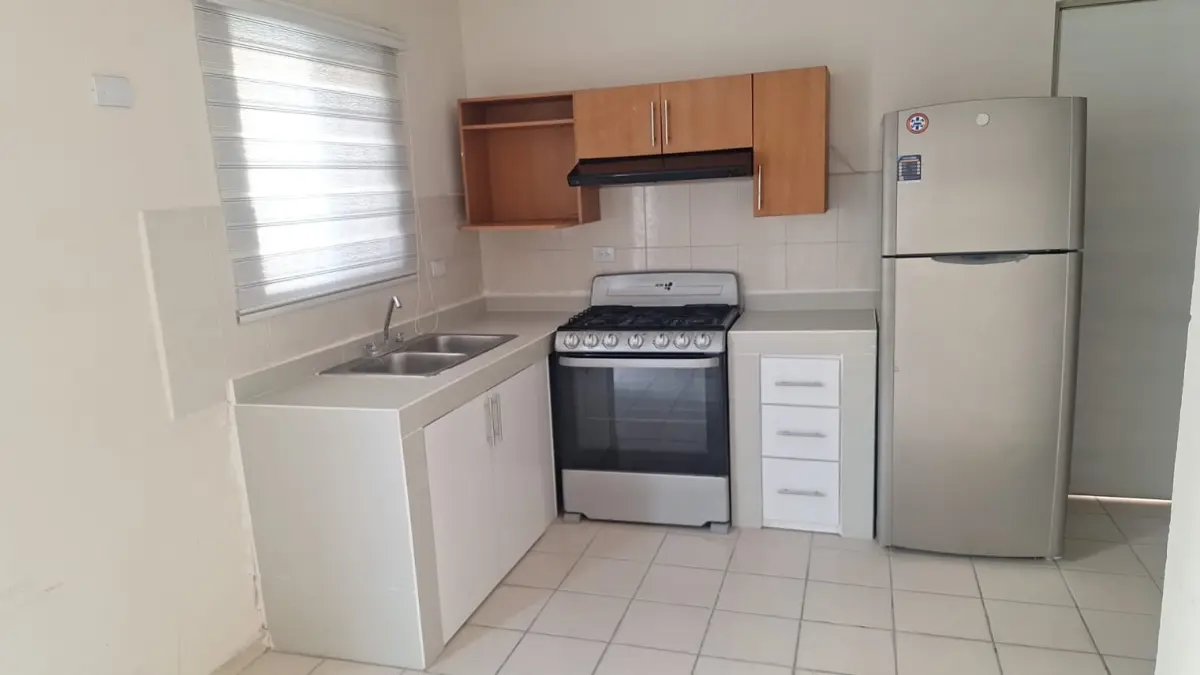 Casa en renta en Puerta de Anáhuac, General Escobedo — foto 1 de 11