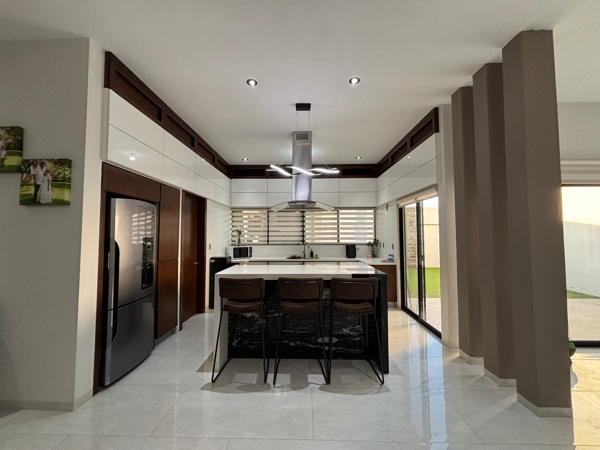 Casa en venta en Habita II, Saltillo — foto 3 de 13