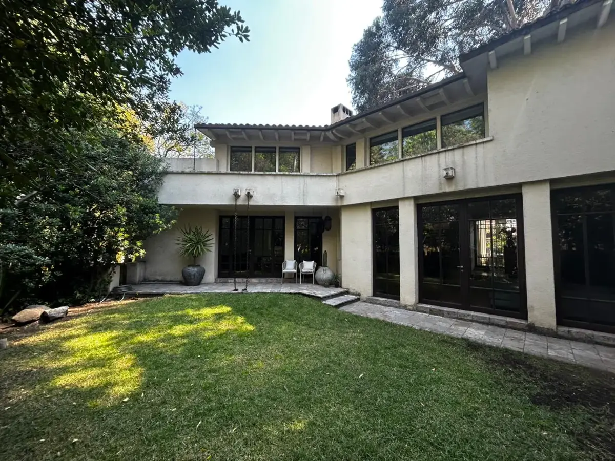 Casa en venta en San Bartolo Ameyalco, Álvaro Obregón — foto 1 de 38