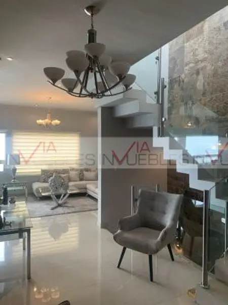 Casa en venta en Residencial Vistalta, Monterrey — foto 2 de 11