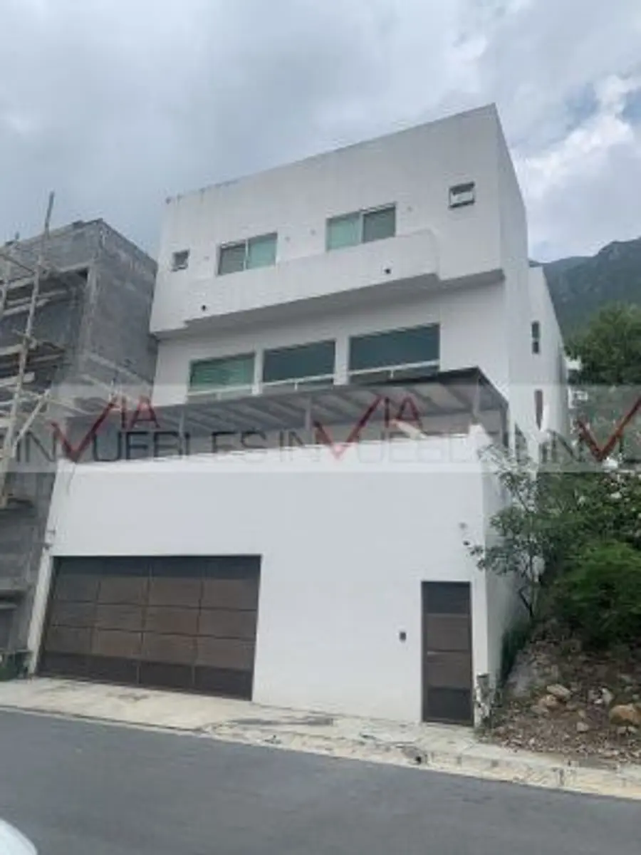 Casa en venta en Residencial Vistalta, Monterrey — foto 1 de 11
